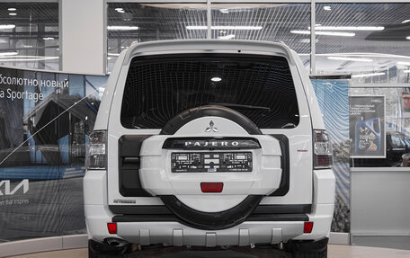 Mitsubishi Pajero IV, 2012 год, 2 120 000 рублей, 5 фотография