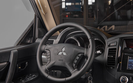 Mitsubishi Pajero IV, 2012 год, 2 120 000 рублей, 10 фотография