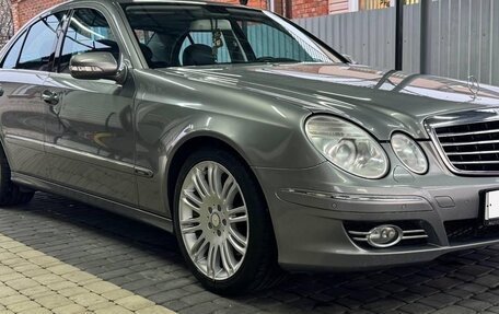 Mercedes-Benz E-Класс, 2008 год, 2 200 000 рублей, 8 фотография