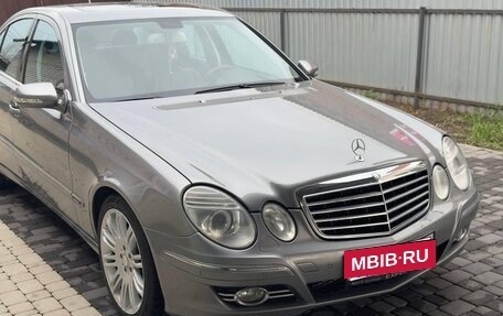 Mercedes-Benz E-Класс, 2008 год, 2 200 000 рублей, 11 фотография