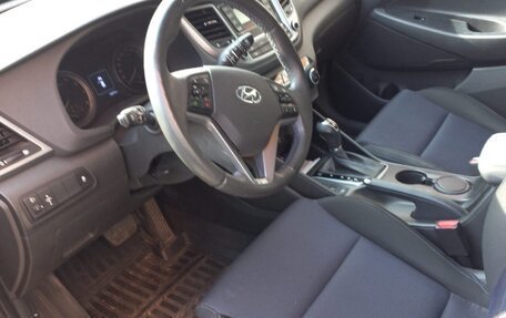 Hyundai Tucson III, 2016 год, 2 220 000 рублей, 4 фотография