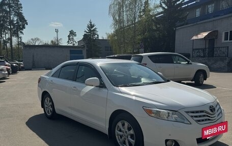 Toyota Camry, 2011 год, 1 420 000 рублей, 4 фотография