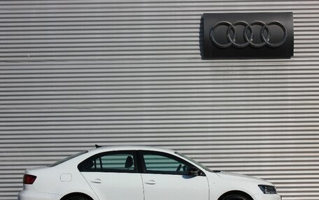 Volkswagen Jetta VI, 2017 год, 999 999 рублей, 3 фотография
