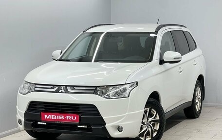 Mitsubishi Outlander III рестайлинг 3, 2013 год, 1 250 000 рублей, 1 фотография