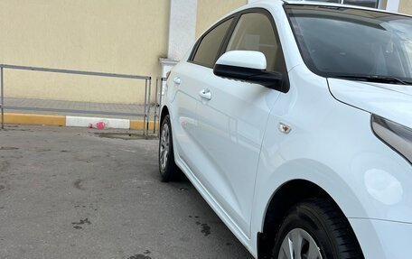 KIA Rio IV, 2020 год, 1 260 000 рублей, 3 фотография