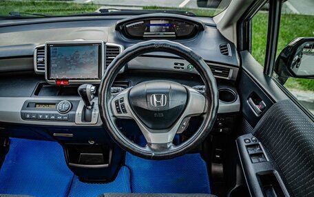 Honda Freed I, 2013 год, 1 155 000 рублей, 12 фотография