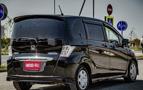 Honda Freed I, 2013 год, 1 155 000 рублей, 8 фотография