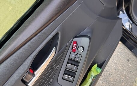 Toyota Avalon, 2022 год, 4 100 000 рублей, 6 фотография