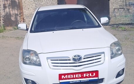 Toyota Avensis III рестайлинг, 2008 год, 1 000 000 рублей, 2 фотография