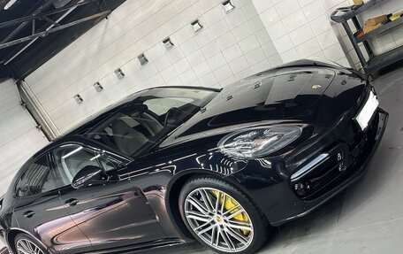 Porsche Panamera II рестайлинг, 2017 год, 9 550 000 рублей, 2 фотография