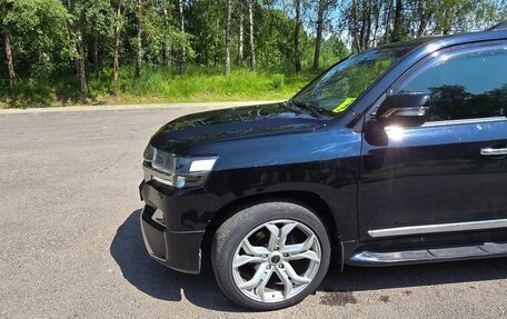 Toyota Land Cruiser 200, 2016 год, 5 300 000 рублей, 7 фотография