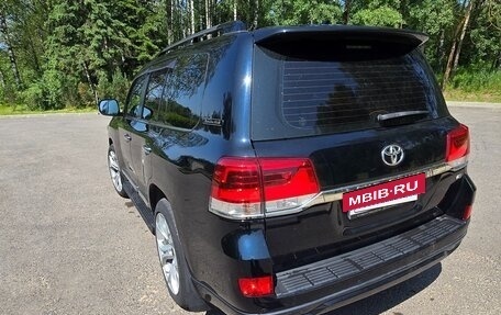 Toyota Land Cruiser 200, 2016 год, 5 300 000 рублей, 3 фотография