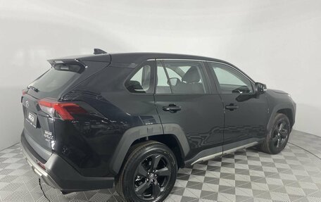 Toyota RAV4, 2023 год, 4 790 000 рублей, 9 фотография