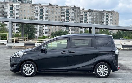 Toyota Sienta II, 2018 год, 1 710 000 рублей, 11 фотография