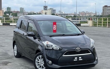 Toyota Sienta II, 2018 год, 1 710 000 рублей, 3 фотография