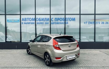 Hyundai Solaris II рестайлинг, 2013 год, 809 000 рублей, 3 фотография