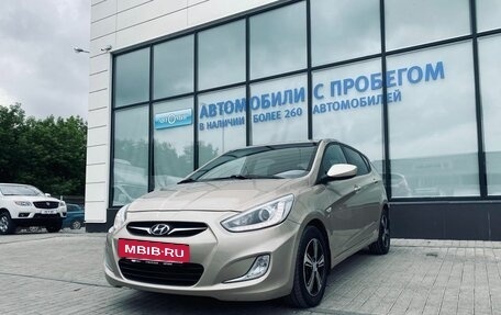 Hyundai Solaris II рестайлинг, 2013 год, 809 000 рублей, 9 фотография