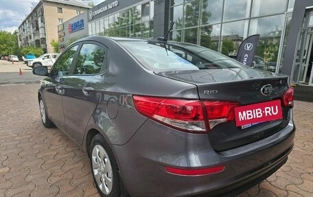 KIA Rio III рестайлинг, 2017 год, 1 018 000 рублей, 6 фотография