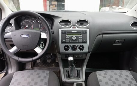 Ford Focus II рестайлинг, 2007 год, 700 000 рублей, 5 фотография