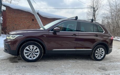 Volkswagen Tiguan II, 2021 год, 3 250 000 рублей, 3 фотография