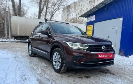 Volkswagen Tiguan II, 2021 год, 3 250 000 рублей, 2 фотография