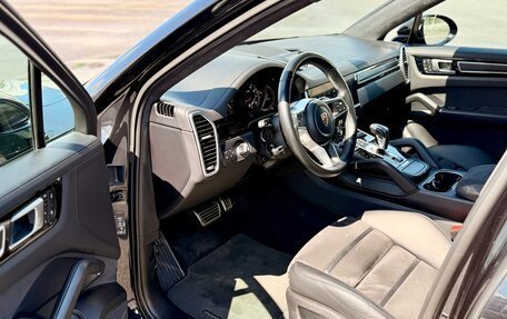 Porsche Cayenne III, 2022 год, 12 999 000 рублей, 8 фотография