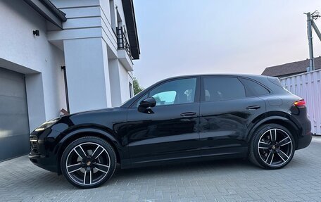 Porsche Cayenne III, 2023 год, 11 000 000 рублей, 6 фотография