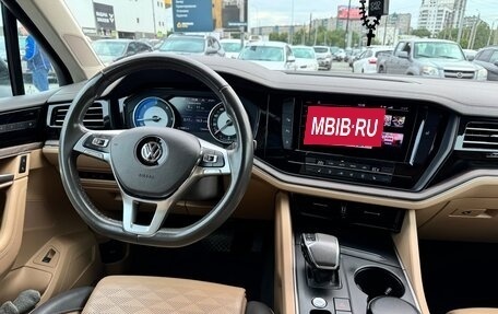 Volkswagen Touareg III, 2020 год, 6 500 000 рублей, 7 фотография