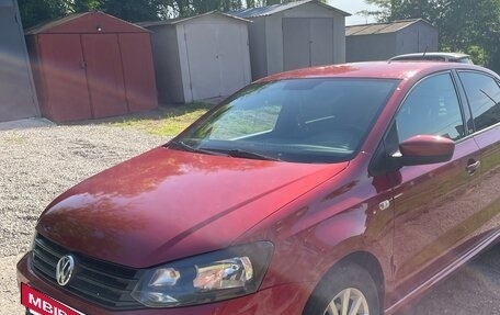 Volkswagen Polo VI (EU Market), 2015 год, 850 000 рублей, 2 фотография