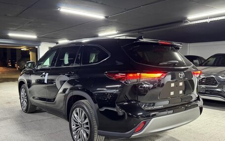 Toyota Highlander, 2025 год, 5 400 000 рублей, 6 фотография