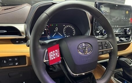 Toyota Highlander, 2025 год, 5 400 000 рублей, 8 фотография