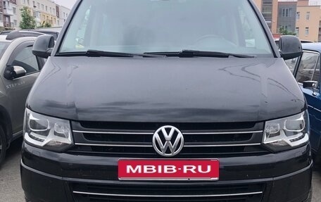 Volkswagen Multivan T5, 2013 год, 2 800 000 рублей, 1 фотография