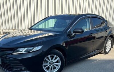 Toyota Camry, 2019 год, 2 300 000 рублей, 1 фотография
