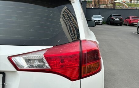 Toyota RAV4, 2014 год, 1 710 000 рублей, 10 фотография