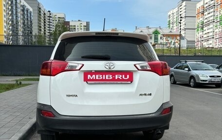 Toyota RAV4, 2014 год, 1 710 000 рублей, 8 фотография
