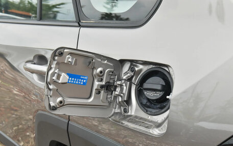 Toyota RAV4, 2024 год, 4 752 000 рублей, 9 фотография