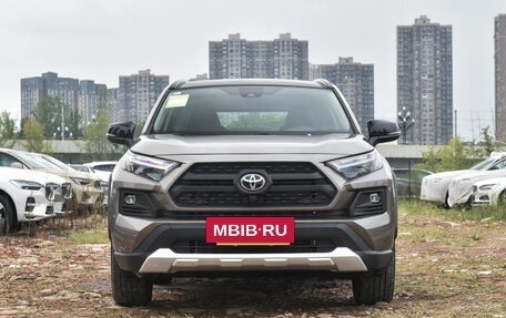 Toyota RAV4, 2024 год, 4 752 000 рублей, 6 фотография
