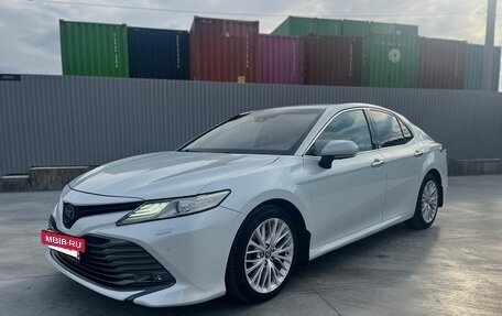 Toyota Camry, 2018 год, 3 100 000 рублей, 3 фотография
