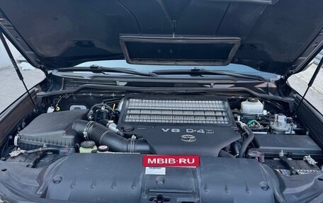 Toyota Land Cruiser 200, 2017 год, 5 800 000 рублей, 8 фотография