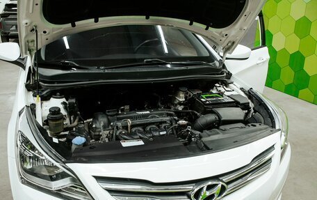 Hyundai Solaris II рестайлинг, 2015 год, 950 000 рублей, 21 фотография