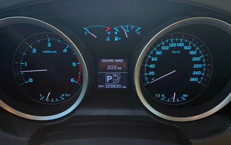 Toyota Land Cruiser 200, 2011 год, 2 750 000 рублей, 5 фотография