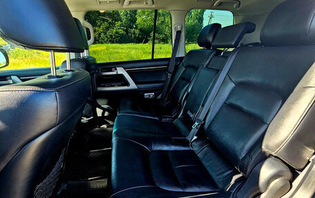 Toyota Land Cruiser 200, 2011 год, 2 750 000 рублей, 11 фотография
