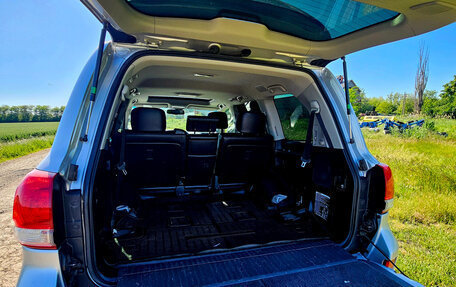 Toyota Land Cruiser 200, 2011 год, 2 750 000 рублей, 12 фотография