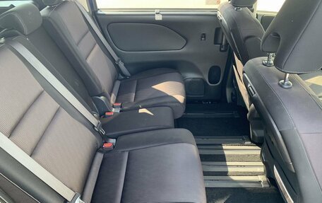 Nissan Serena IV, 2018 год, 2 290 000 рублей, 13 фотография
