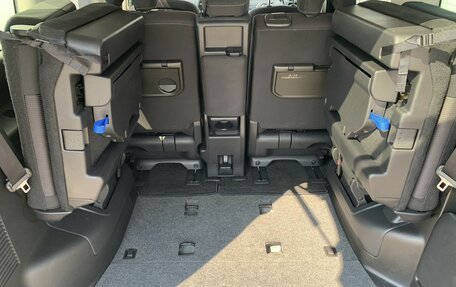 Nissan Serena IV, 2018 год, 2 290 000 рублей, 11 фотография