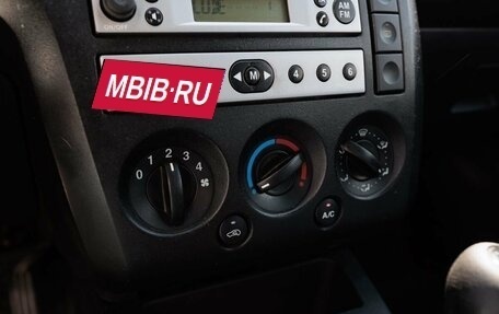 Ford Fiesta, 2005 год, 270 000 рублей, 12 фотография