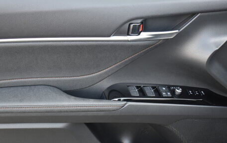 Toyota Camry, 2023 год, 3 780 000 рублей, 7 фотография
