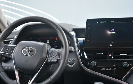Toyota Camry, 2023 год, 3 780 000 рублей, 14 фотография