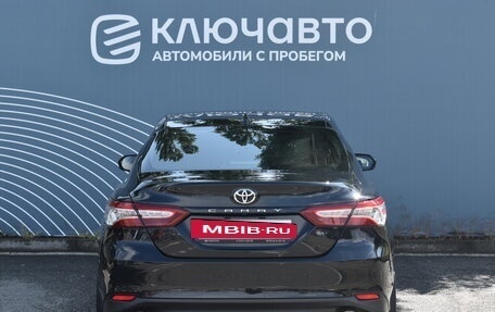 Toyota Camry, 2023 год, 3 780 000 рублей, 4 фотография