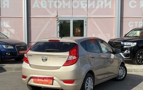 Hyundai Solaris II рестайлинг, 2011 год, 780 000 рублей, 5 фотография
